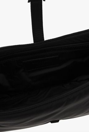 Saint Laurent Shoulder Bags - Image 5