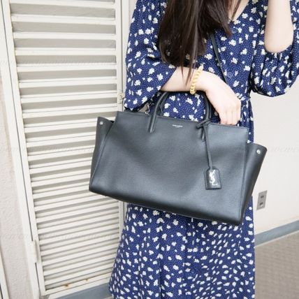 Saint Laurent CABAS RIVE GAUCHE Calfskin Street Style 2WAY Plain Other Animal Patterns - Image 4