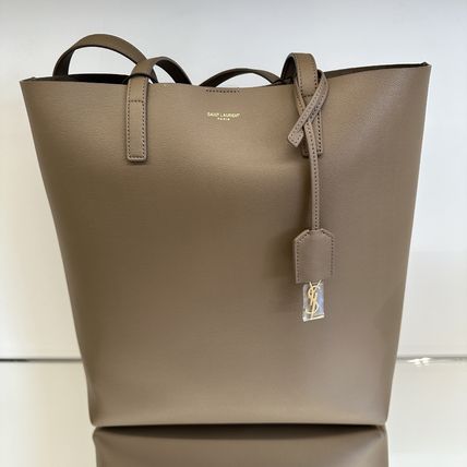 Saint Laurent Plain Leather Logo Outlet Shoulder Bags