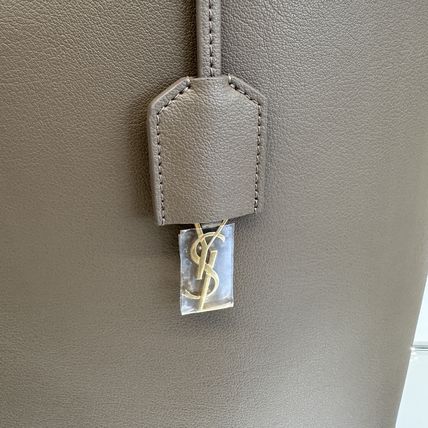 Saint Laurent Plain Leather Logo Outlet Shoulder Bags - Image 3