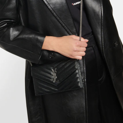 Saint Laurent 2022 SS Monogram Chain Plain Leather Logo Shoulder Bags - Image 2