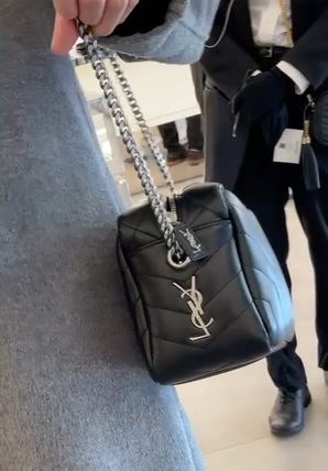 Saint Laurent LOULOU Casual Style Lambskin Chain Plain Elegant Style Crossbody