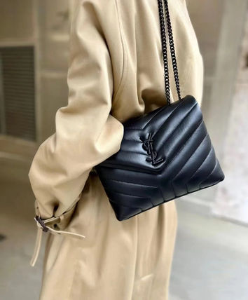 Saint Laurent Casual Style Leather Elegant Style Logo Shoulder Bags (678401 DV7081000)