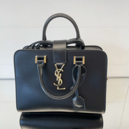 Saint Laurent 2WAY Plain Leather Office Style Elegant Style Crossbody Logo - Image 4