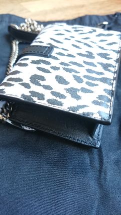 Saint Laurent 2022 SS Leopard Patterns Unisex Calfskin Street Style Chain - Image 4