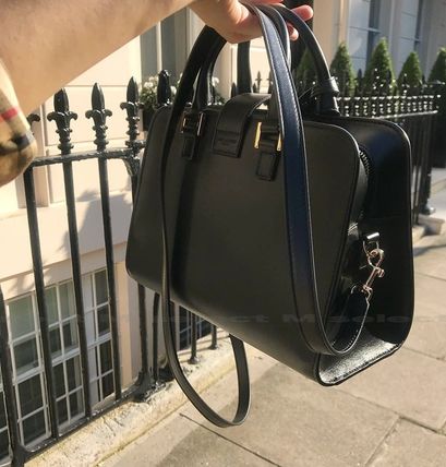 Saint Laurent CABAS 2WAY Plain Leather Elegant Style Handbags - Image 5
