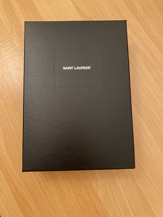 Saint Laurent ENVELOPPE Casual Style Calfskin Street Style 2WAY Leather Party Style (695108BOW012721, 695108BOW021000, 695108BOW011000) - Image 3