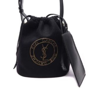 Saint Laurent Shoulder Bags